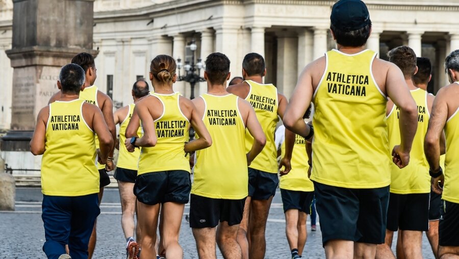Das Vatikan-Team beim Friedens-Halbmarathon in Rom / © Cristian Gennari (KNA)