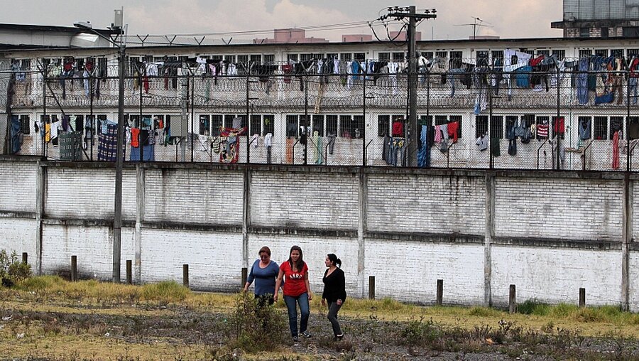 Überfülltes kolumbianisches Gefängnis "La Modelo" / © Dueñas Castañeda (dpa)