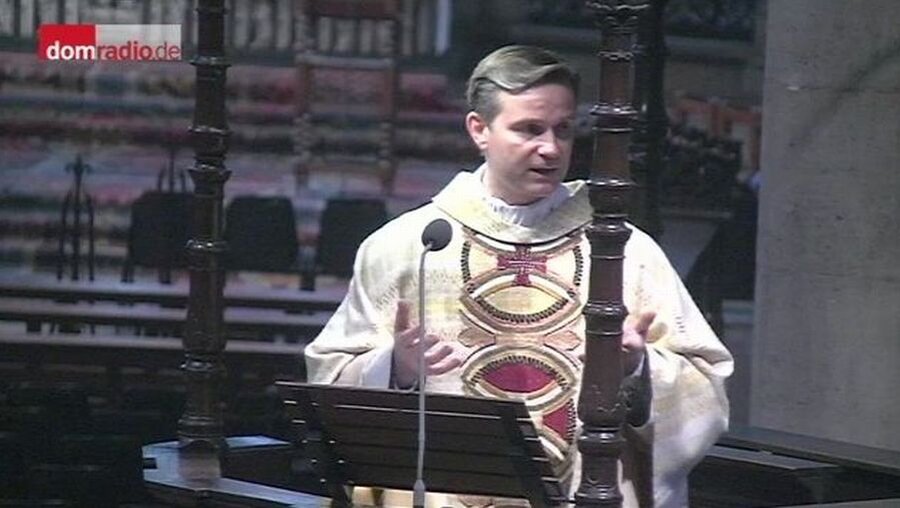 Monsignore Markus Hofmann (DR)