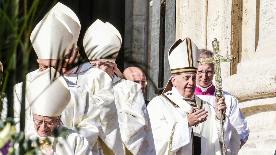 Papst Franziskus bei einer Heiligsprechungsmesse (Archiv) / © Cristian Gennari/Romano Siciliani (KNA)