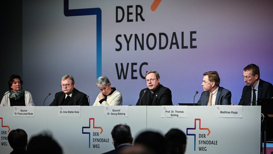 Abschluss der Fünften Synodalversammlung (KNA)