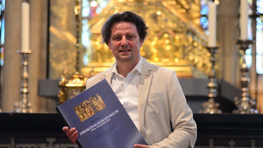 Helge Burggrabe hat das erste Oratorium für den Kölner Dom komponiert. / © Beatrice Tomasetti (DR)