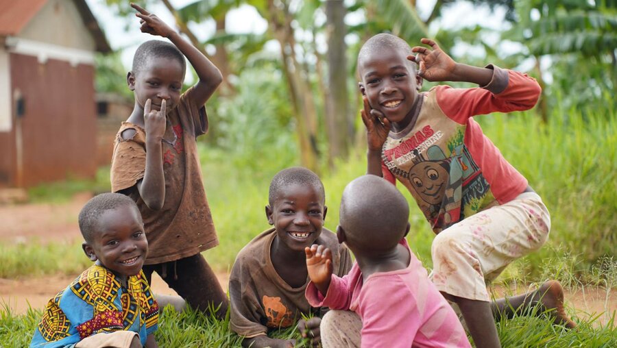 Kinder in Uganda (DR)