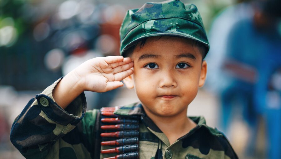 Symbolbild Kindersoldaten / © anut21ng Stock (shutterstock)
