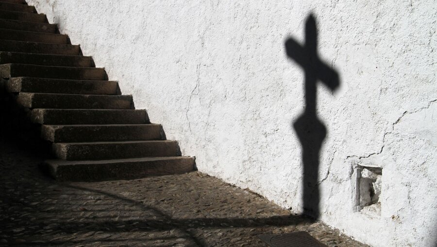 Symbolbild Missbrauch in der Kirche / © N.N. (shutterstock)