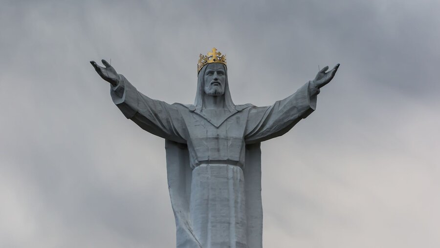 Figur Christi des Königs der Welt in Swiebodzin in Polen / © DyziO (shutterstock)