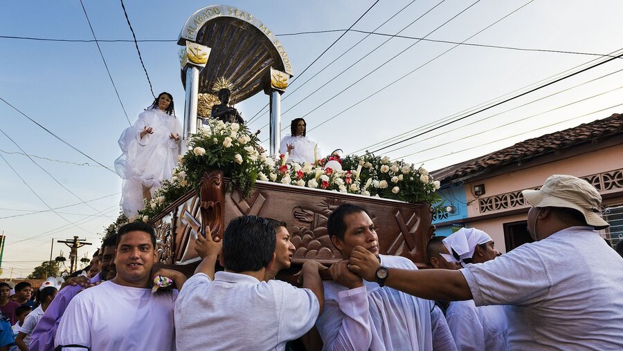 Präsident Ortega hat Prozessionen in der Kar- und Osterwoche in Nicaragua verboten / © TLF Images (shutterstock)