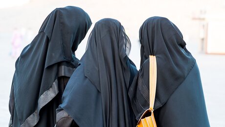 Symbolbild Frauen in Katar / © SABPICS (shutterstock)
