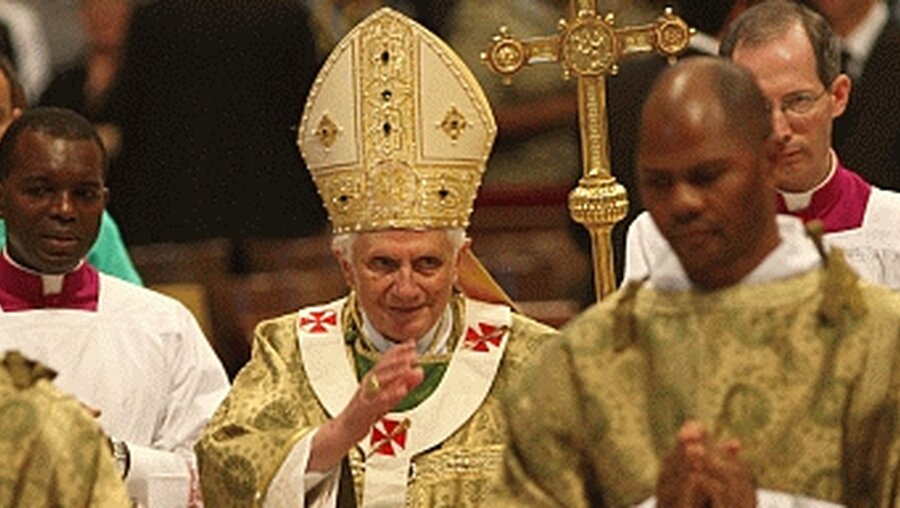Die Weltbischofssynode im Vatikan: Beratungen haben begonnen (KNA)