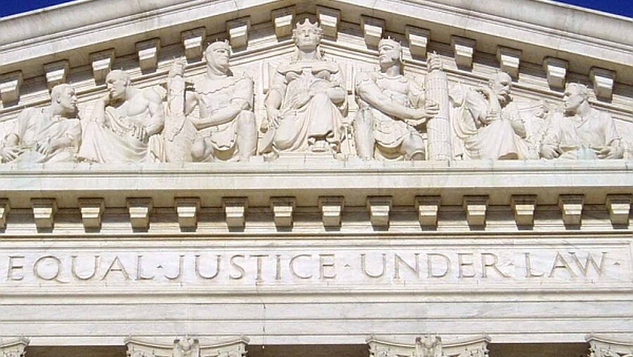 Supreme Court: Oberster US-Gerichtshof (DR)