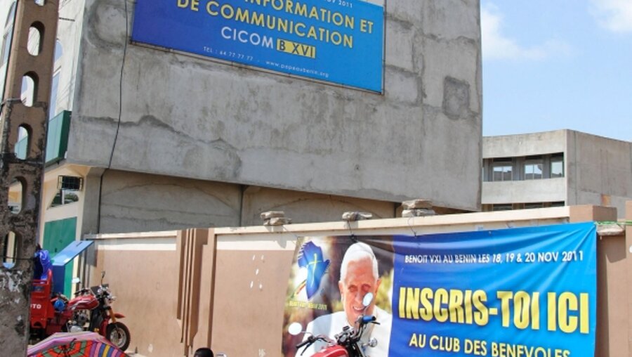 Anlass für den Benin-Besuch ist der feierliche Abschluss der Afrika-Synode (KNA)