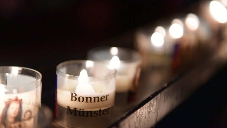 Das Münster als Zentrum der Bonner Kirchennacht / © Ottersbach (DR)