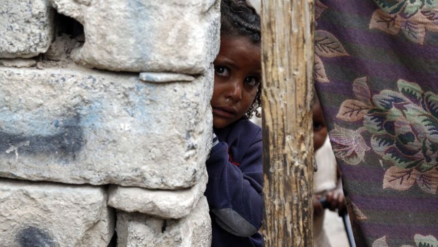 Kind im Jemen / © Mohammed Mohammed (dpa)