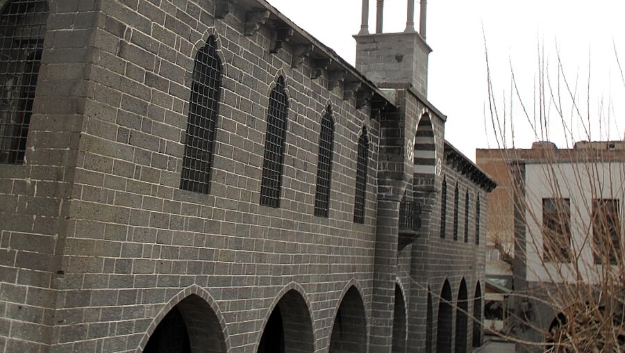 Die armenische St.-Giragos-Kirche in Diyarbakir / © Can Merey (dpa)
