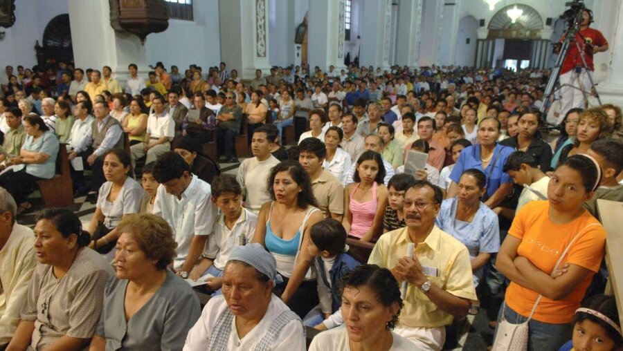 Gottesdienst in Lateinamerika (KNA)