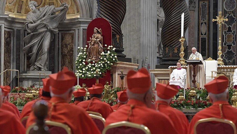 Konsistorium mit Papst Franziskus / © L'Osservatore Romano (VN)