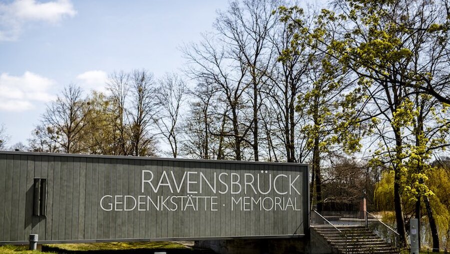 Mahn-und Gedenkstätte Ravensbrück / © Carsten Koall (dpa)