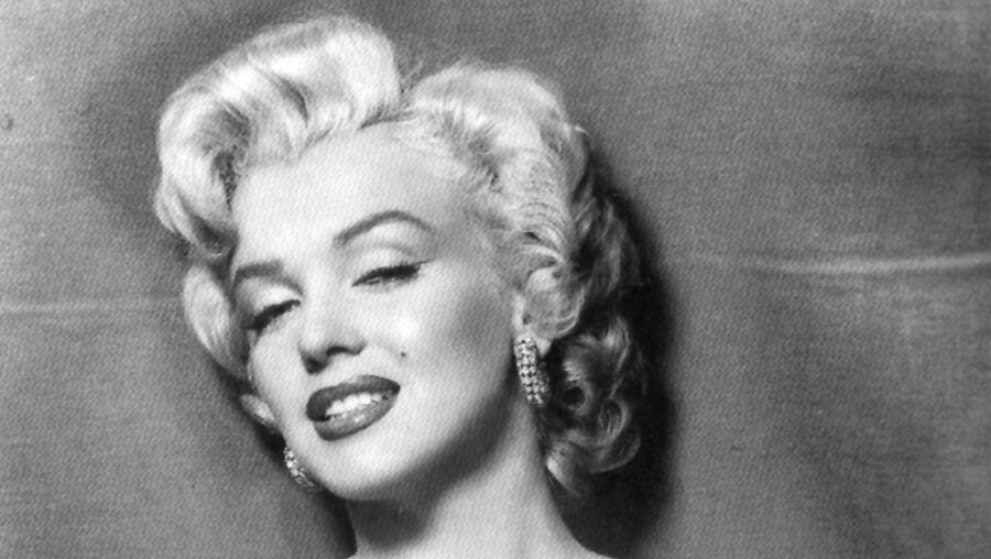 Marilyn Monroe hat ein Gebetbuch hinterlassen / © N.N. (dpa)