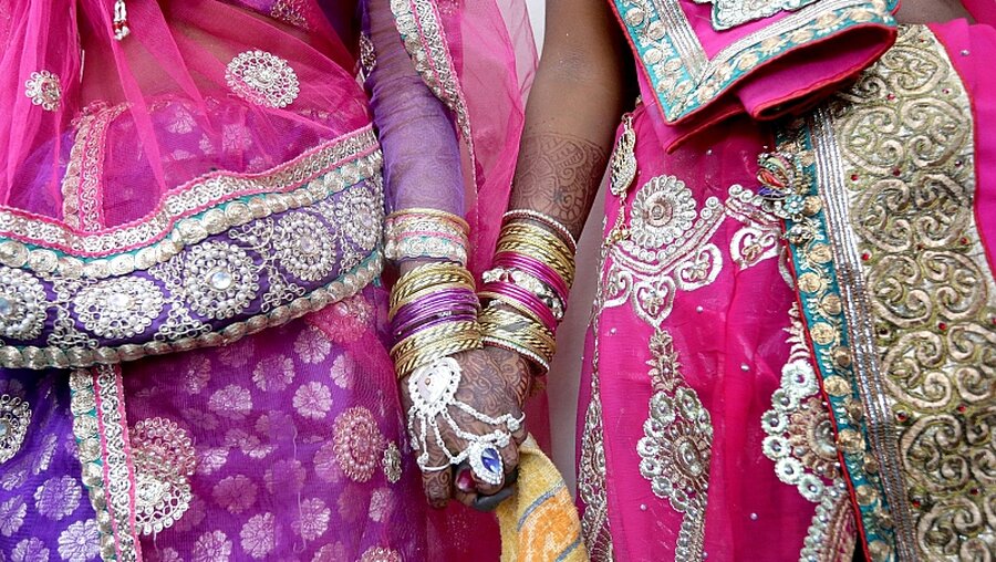 Viele Bräute werden im Kindesalter verheiratet / © Harish Tyagi (dpa)