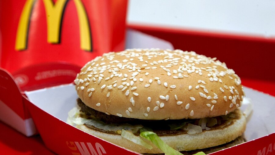 Big Mac von Mc Donalds / © Matthias Schrader (dpa)