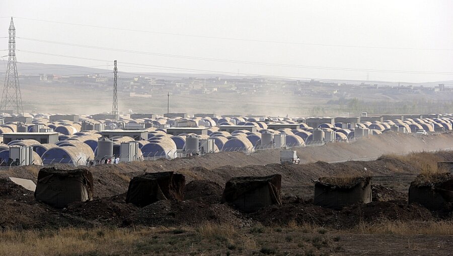 Flüchtlingslager nahe Mossul / © Amel Pain (dpa)
