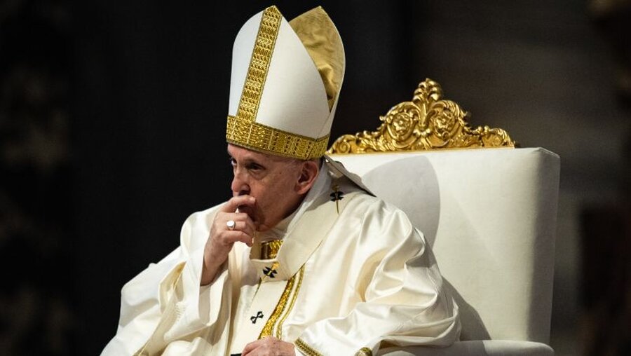 Nachdenklich: Papst Franziskus / © Cristian Gennari/Romano Siciliani (KNA)