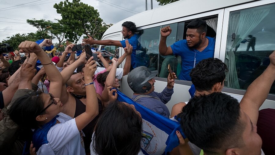 Nicaragua: Freude über die Rückkehr politisch Gefangener - noch sind nicht alle freigelassen / © Carlos Herrera (dpa)
