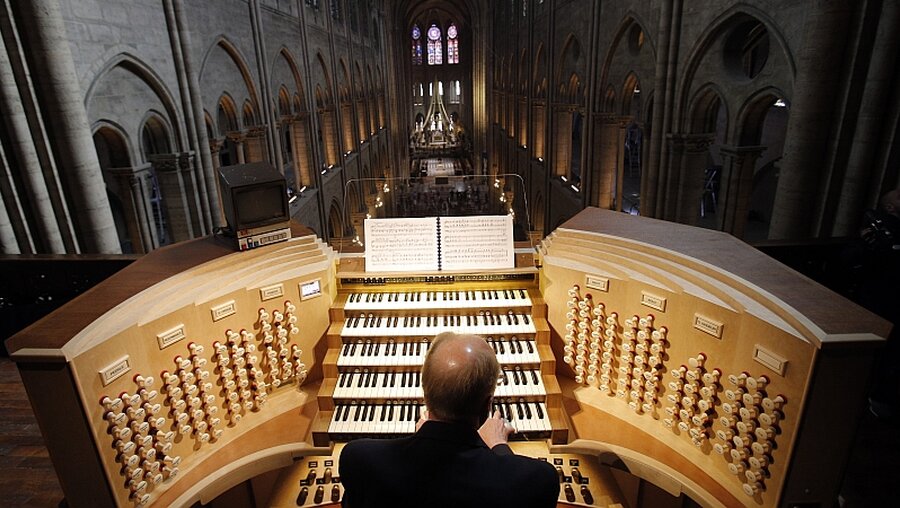 Orgel in der Kathedrale Notre-Dame / © Christophe Ena (dpa)