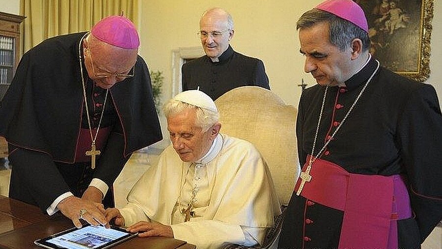 Papst Benedikt – der erste Heilige Vater bei Twitter (VN)