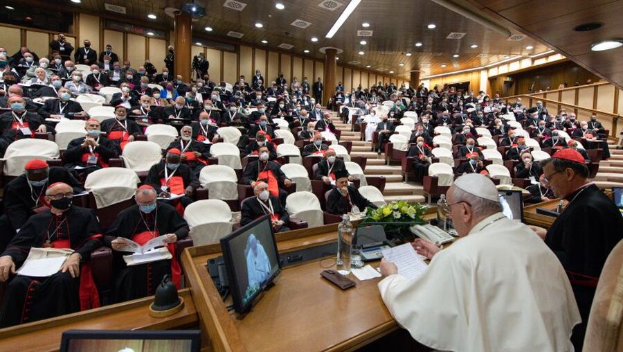 Papst Franziskus eröffnet Weltsynode (Archiv) / © Vatican Media/Romano Siciliani (KNA)