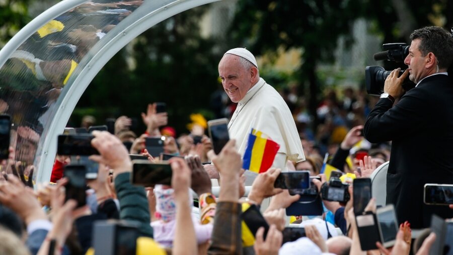 Papst Franziskus in Rumänien / © Paul Haring (KNA)