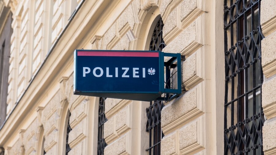 Polizeistation in Österreich / © mikecphoto (shutterstock)