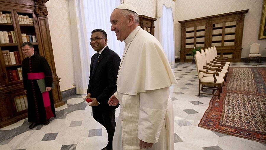 Osttimors Premierminister zu Besuch beim Papst  / © ALESSANDRA TARANTINO (dpa)