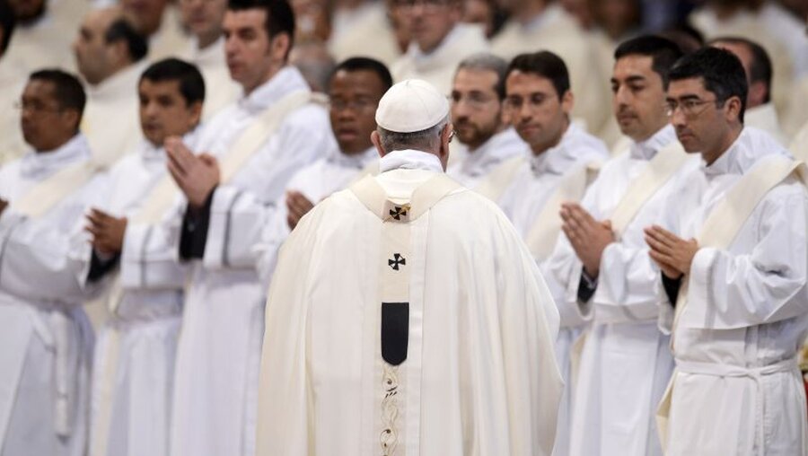 Priesterweihe durch Papst Franziskus (Archiv) / © Cristian Gennari/Romano Siciliani (KNA)