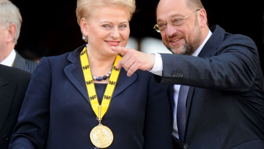 Dalia Grybauskaite mit Martin Schulz (dpa)