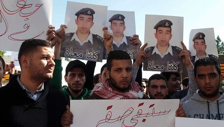 Jordanien: Trauer um ermordeten Piloten (dpa)