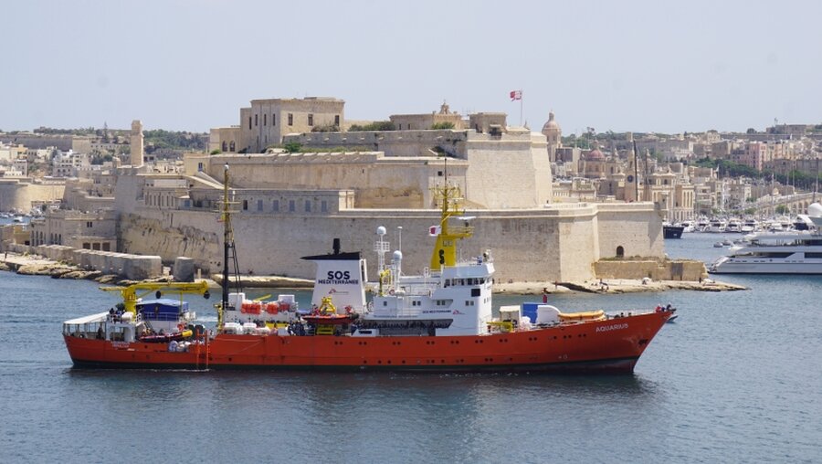Rettungsschiff Aquarius in Malta  / © Raphael Satter (dpa)