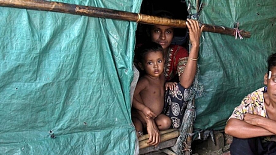 In Myanmar leiden die Rohingya unter den Überschwemmungen / © Nyunt Win (dpa)