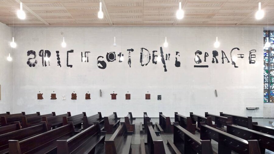 Ausstellung "Spricht Gott deine Sprache" / © Simon Vogel