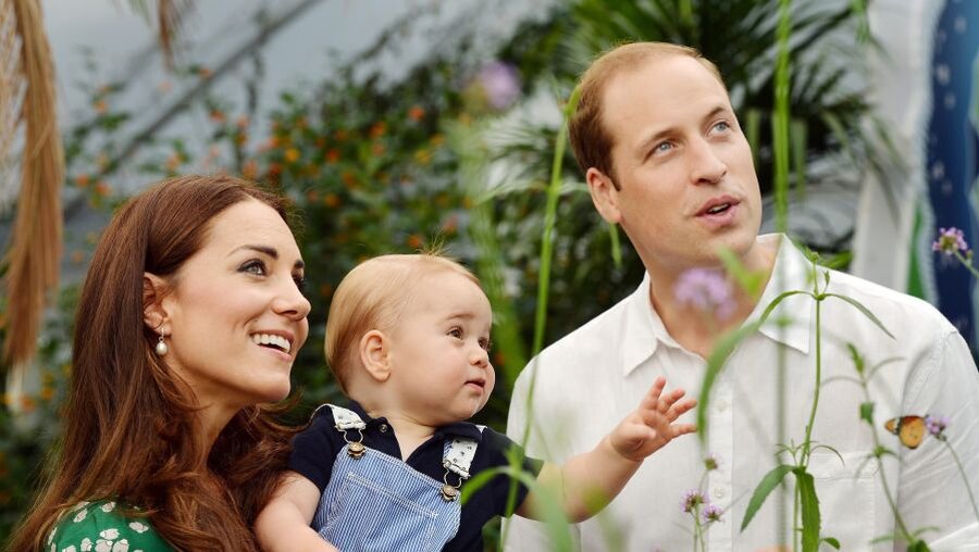 William und Kate mit Baby George (dpa)
