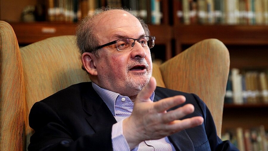Salman Rushdie / © Leonardo Munoz (dpa)