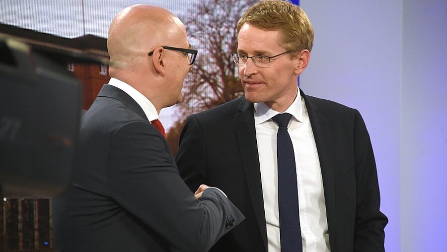 Torsten Albig (l), Ministerpräsident und Daniel Günther, CDU-Spitzenkandidat / © Marcus Brandt (dpa)