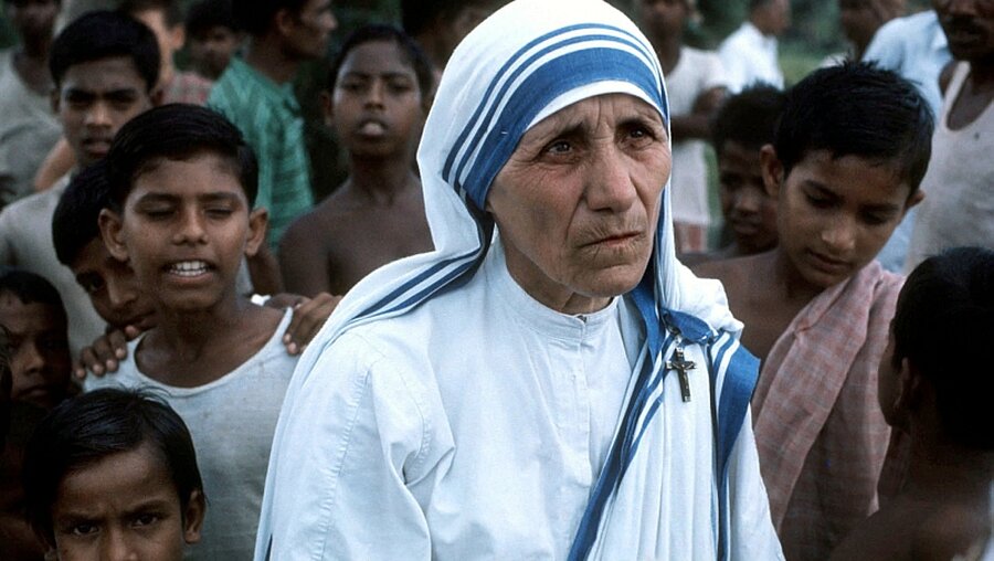 Mutter Teresa 1972 in Indien / © Hans Knapp (KNA)