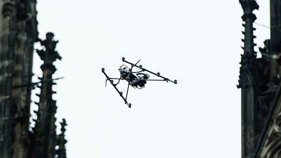 Testaufnahmen mithilfe von Drohnen am Kölner Dom / © Northdocks GmbH, Patrick Reschke (Dombauhütte Köln)