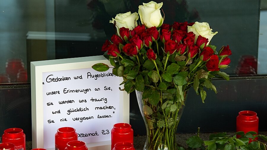 Trauer nach Tod des Kasseler Regierungspräsidenten  / © Swen Pförtner (dpa)