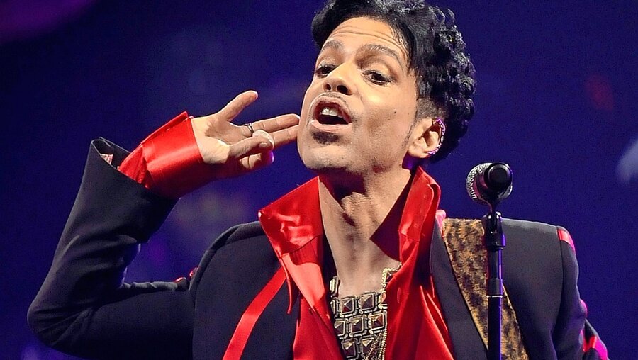 Sänger Prince ist tot  / © Dirk Waem (dpa)