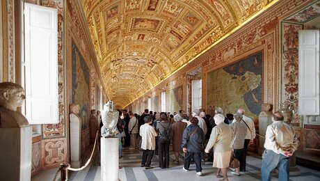 In den Vatikanischen Museen / © Anton Fuchs (KNA)