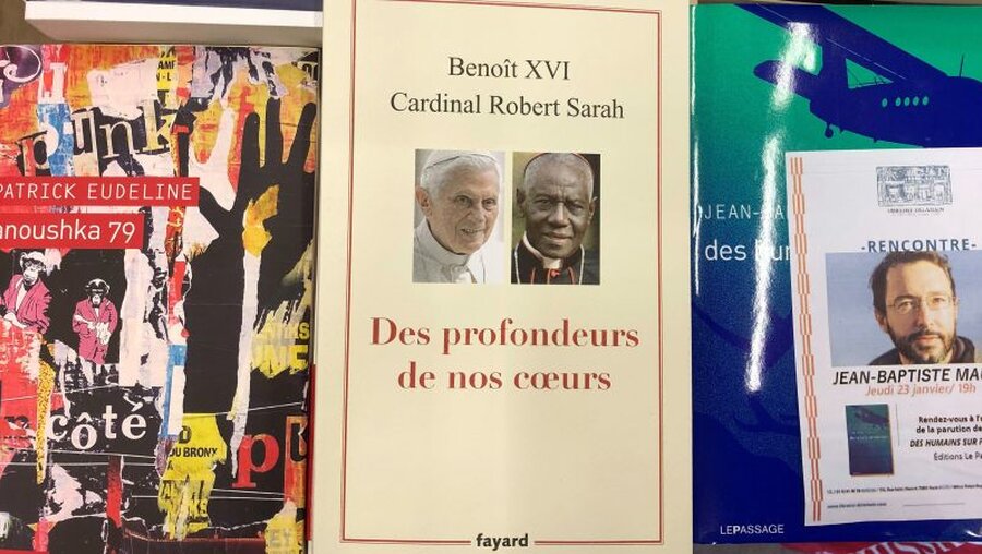 Viel diskutiertes Buch von Kardinal Sarah liegt nun auf Deutsch vor / © Christian Böhmer (dpa)