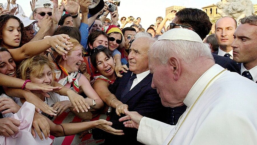 Weltjugendtagsinitiator Johannes Paul II. / © N.N. (KNA)