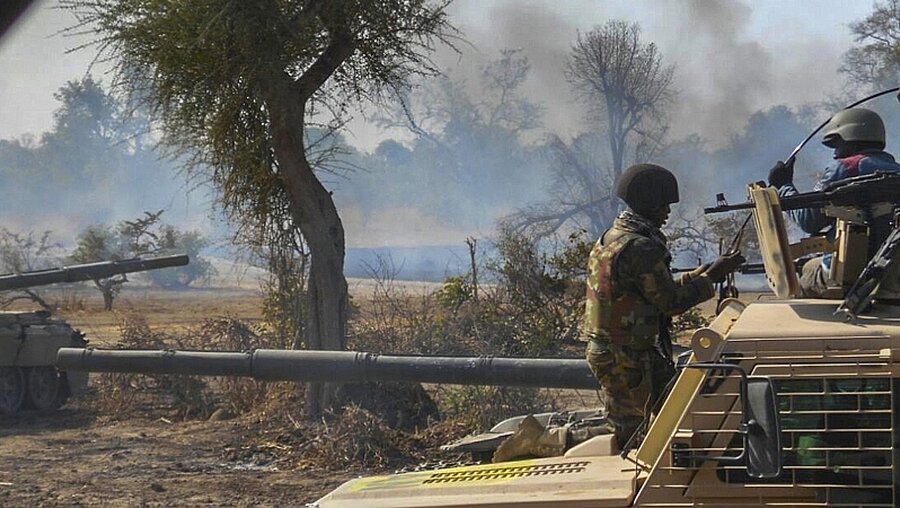Nigerianische Armee kämpft gegen Boko Haram / © Nigerian Army / Handout (dpa)